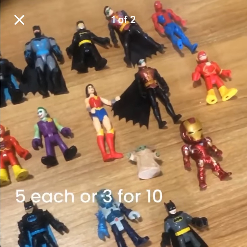 DC Marvel action figs
